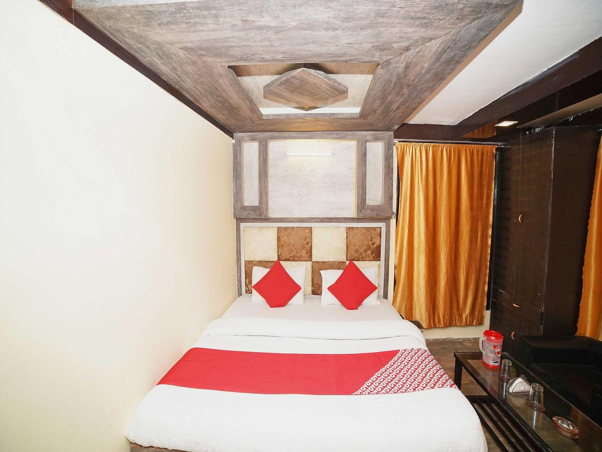 Hotel Oyo Flagship 8594 Golden Nest Nainital Exterior foto